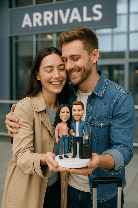 Custom Bobble Head Mini Figurine Long-Distance Reunited