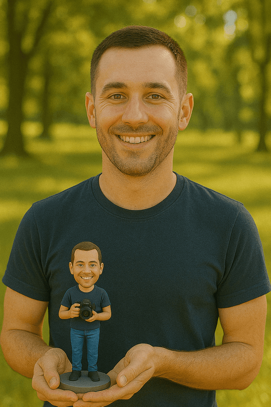 Custom Bobble Head Mini Figurine Photographer Customized