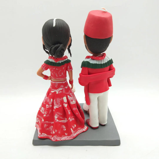 Custom Indian Wedding Bobblehead – Personalized Bride & Groom Figurines