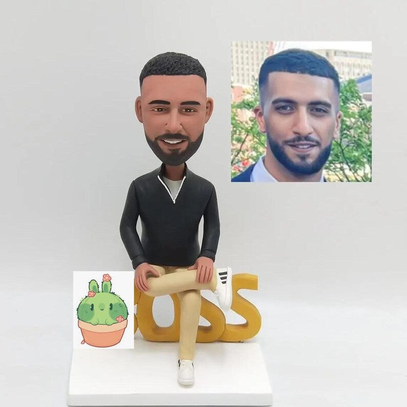 Custom Boss Bobblehead – Personalized Gift for Managers & Leaders