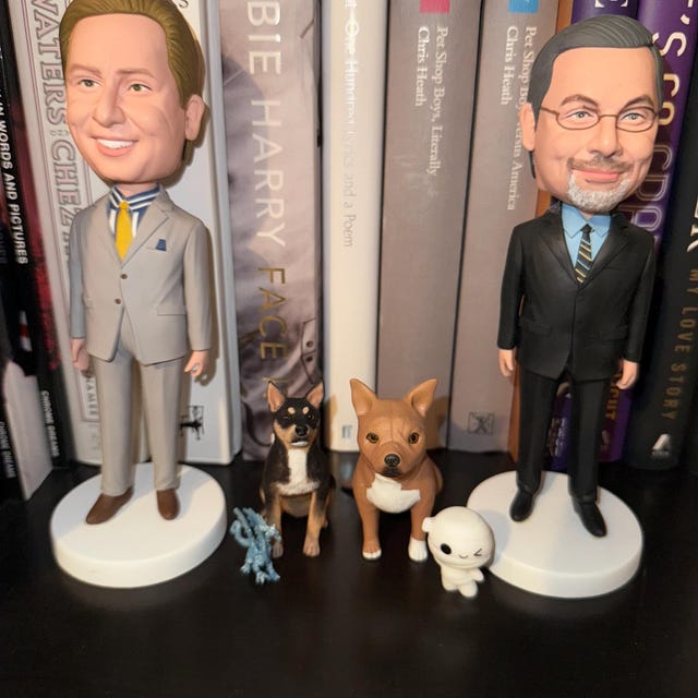 🎁 Top Corporate Gift Idea: Why Custom Bobbleheads Are Perfect for Bosses & Colleagues