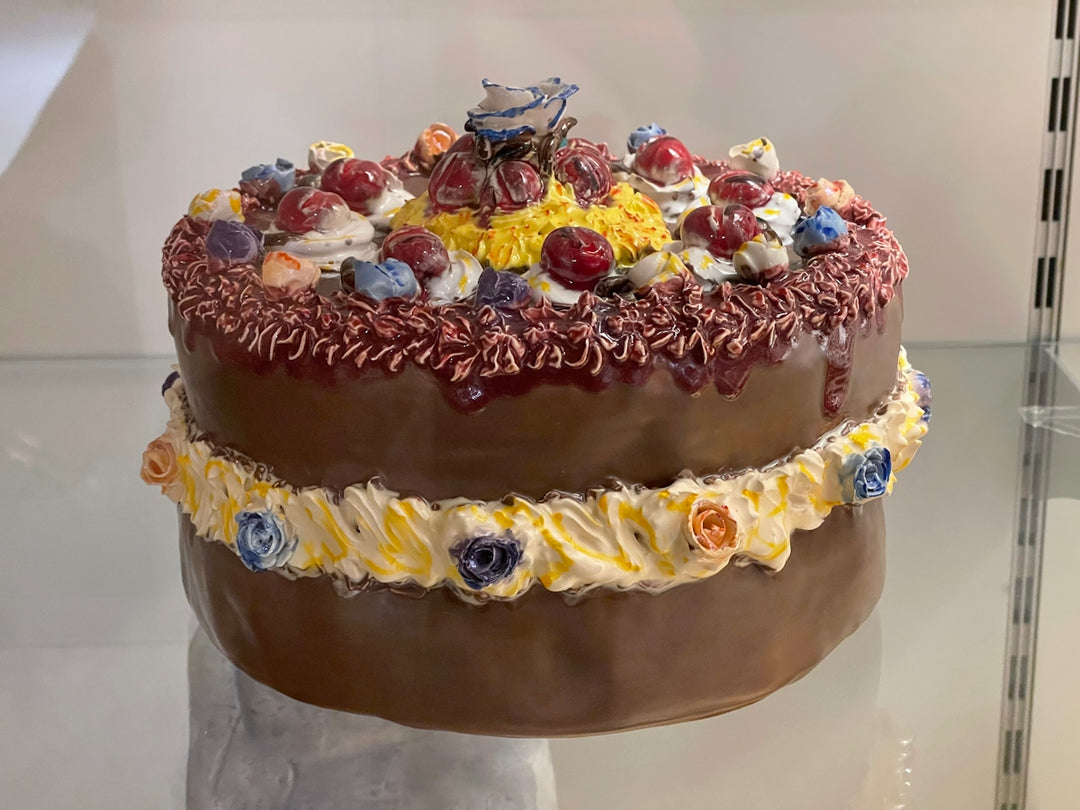 Transform Your Special Occasion with a Unique Custom Cake Topper: The Custom Bobblehead Mini Figurine Couple as a Personalize Gift