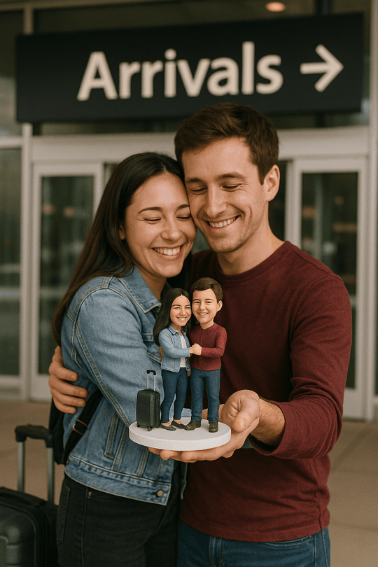 Custom Bobble Head Mini Figurine Long-Distance Reunited