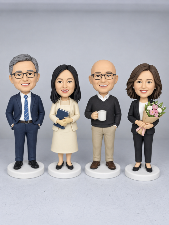 Custom Retirement Bobblehead Figurine – Personalized “Officially Retired” Gift for Coworker, Boss, Dad or Mum