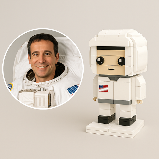Custom Astronaut Brick Figurine – Personalized Space Explorer Mini Figure | Gift for Astronauts, Sci-Fi Fans & Dreamers