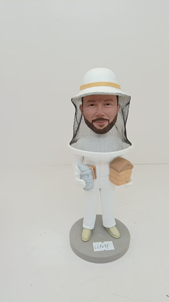 Custom Beekeeper Bobblehead – Personalized Bee Keeper Figurine from Your Photo 🐝