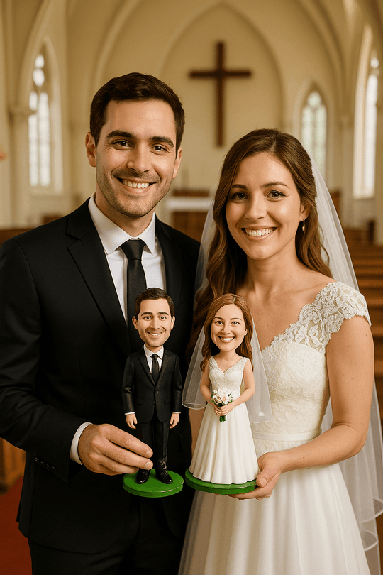 Custom Bobble Head Mini Figurine Wedding Couple Customized wedding cake topper