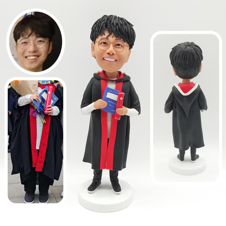Example of the custom figurine design; personalised from customer reference photos