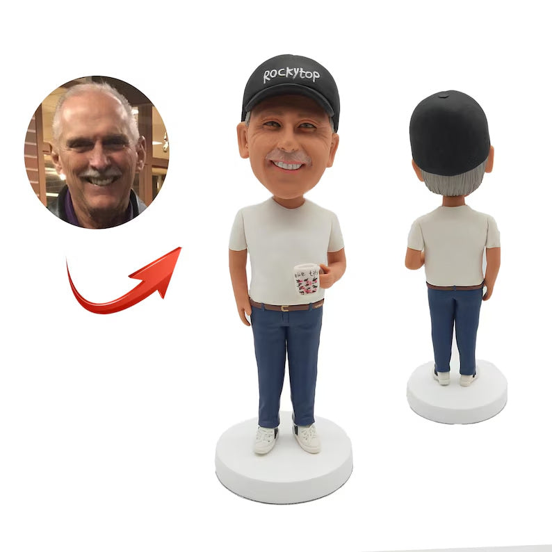 Example of the custom figurine design; personalised from customer reference photos