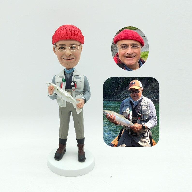 Example of the custom figurine design; personalised from customer reference photos