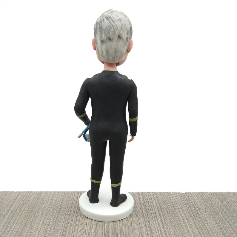 Rear view of the same example figurine design