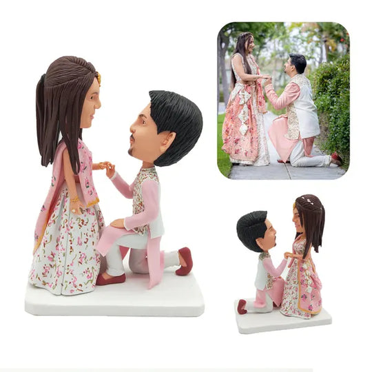 Custom Proposal Bobblehead – Guy Kneeling & Proposing Figurine