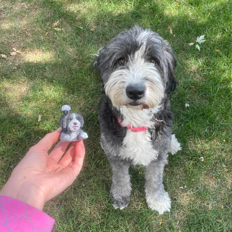 Example of the custom figurine design; personalised from customer reference photos