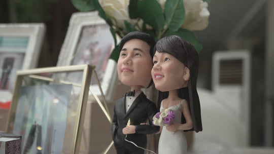 Custom Bobble Head Mini Figurine Wedding Couple Customized wedding cake topper